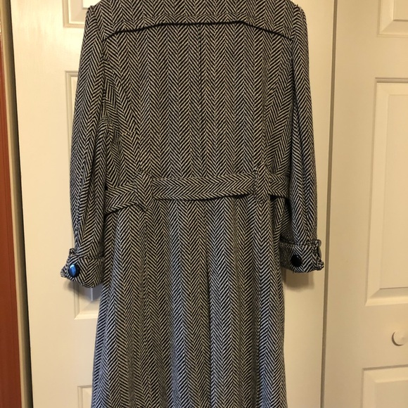 Coat - Picture 3 of 3